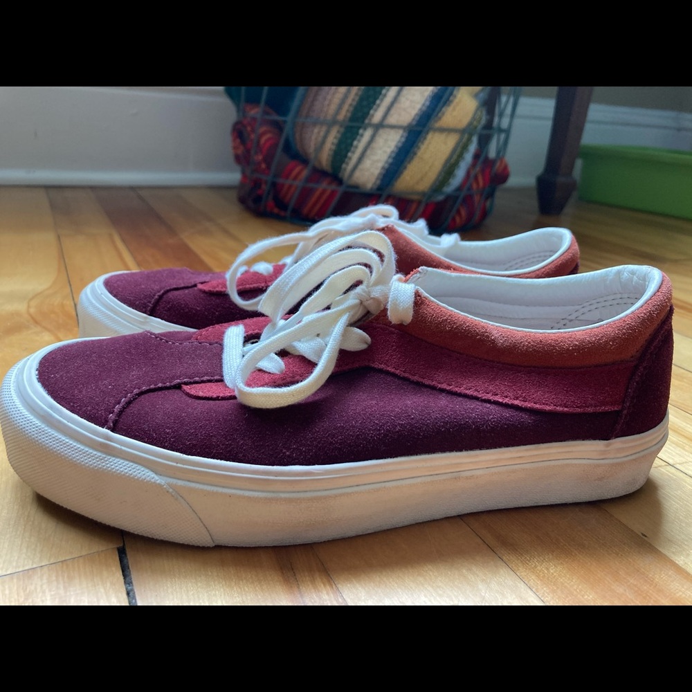 Van sneakers red sued